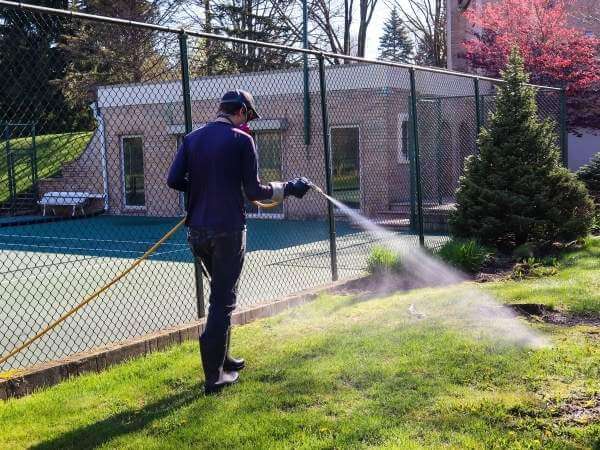 Tick Control Lawn Treatments